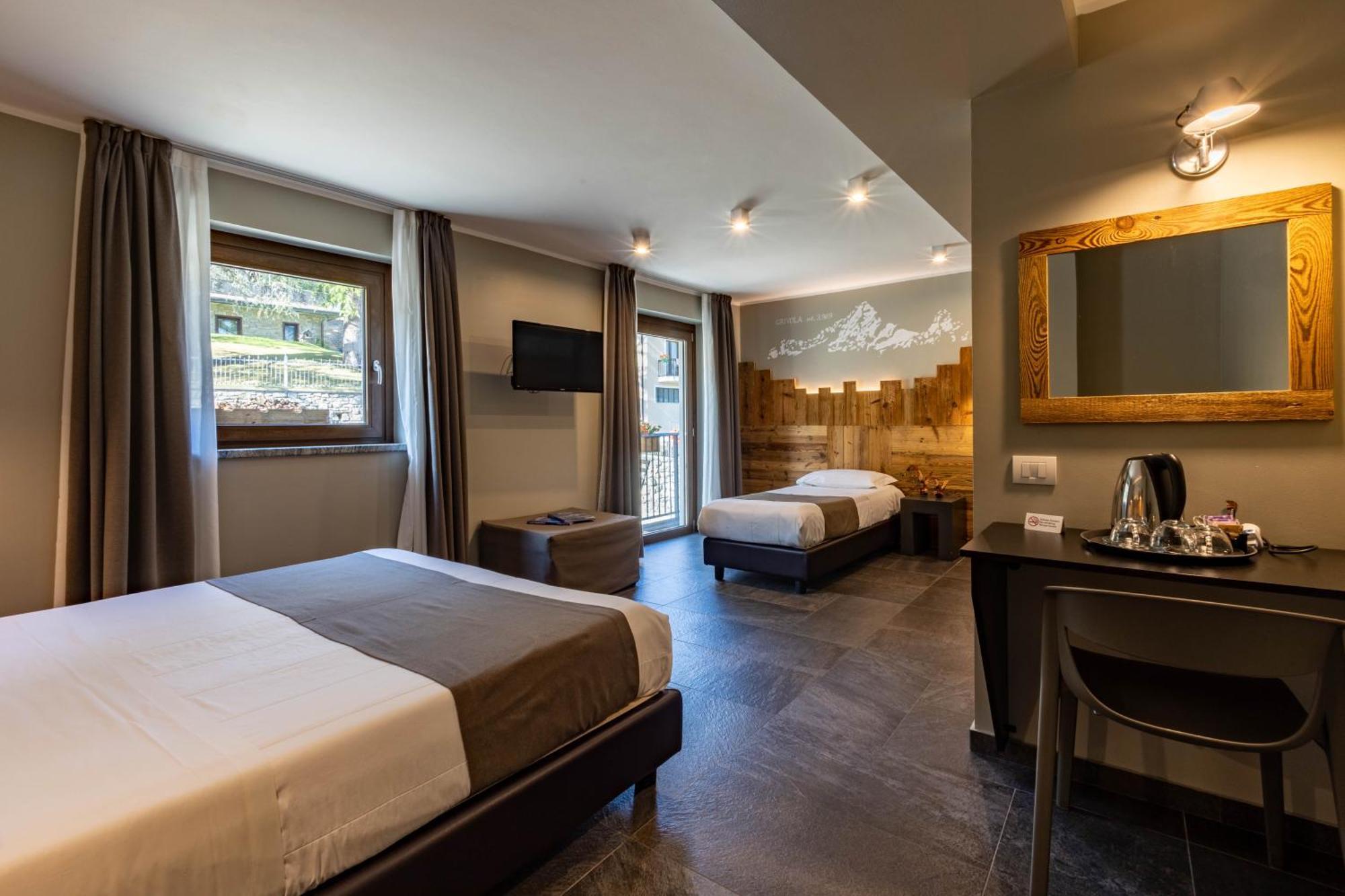 Monte Emilius Hotel Charvensod Ngoại thất bức ảnh